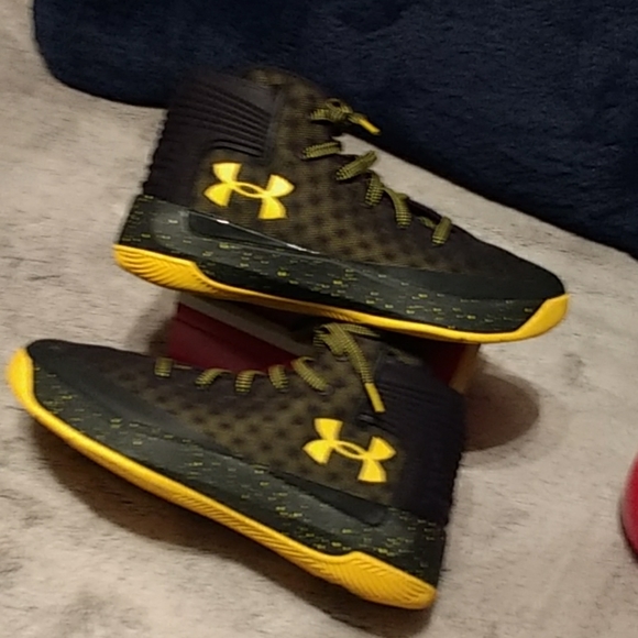 Authentic NWOB Stephe Curry 3C Wardell SC size 8.5 - Picture 8 of 8